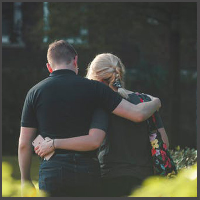 siloutte couple